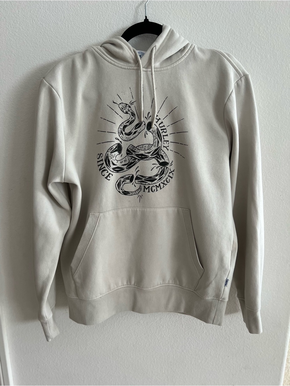 Hurley Cream Hoodie with Black Snake Graphic